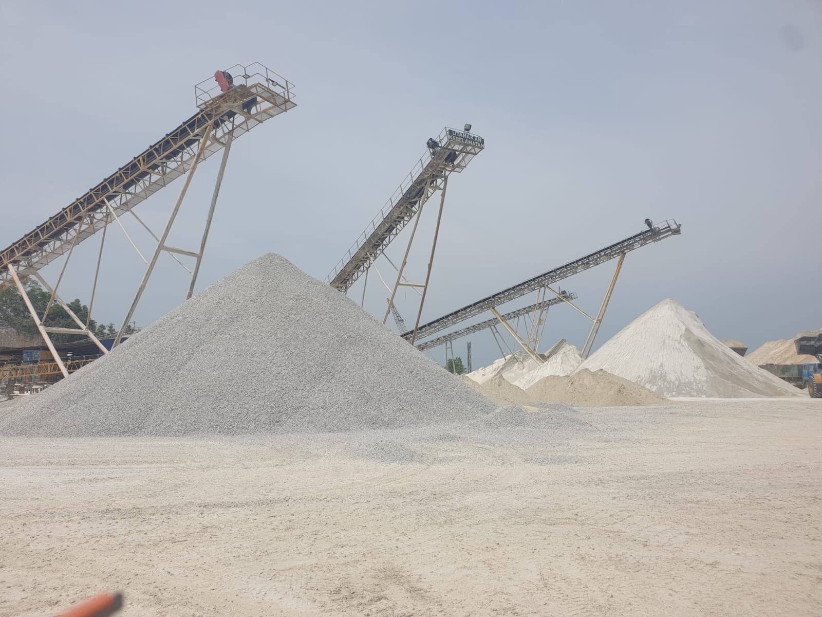 Aktivitas Perusahaan 2